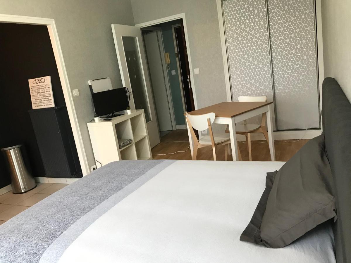 Cosylocation La Varende 38 رينز المظهر الخارجي الصورة